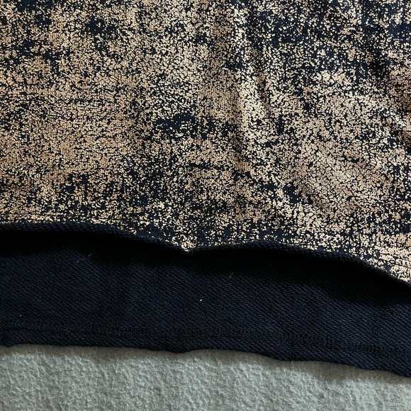 Art Class - Target Bronze Foil on Black Tunic Sweatshirt Kids XL 14/16 - Picture 4 of 6